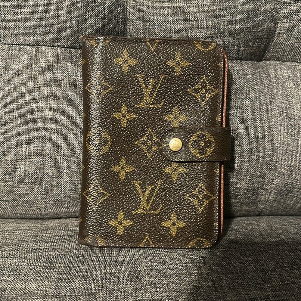 Vintage Louis Vuitton Monogram Porte-Papier Zippé Wallet